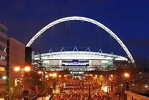 O novo estádio de Wembley em Londrês por Norman Foster, 2007