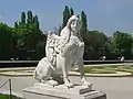 Estátua de esfinge no parque do Belvedere