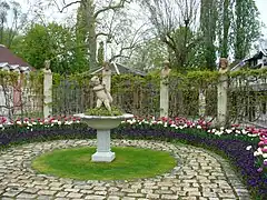 A fonte du parque Caillebotte.